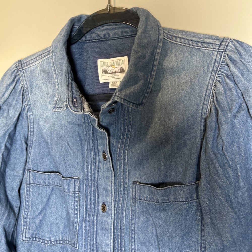American Eagle Shirt Womens Medium Blue Denim Long Sleeve Button Up Pockets - Picture 9 of 12